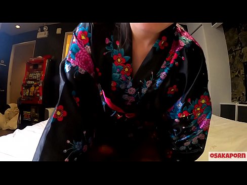 ❤️ Mlado cosplay dekle obožuje seks do orgazma s squirtom v konjušnici in blowjobom. Azijsko dekle z dlakavo pičko in lepimi joški v tradicionalni japonski noši v amaterskem videoposnetku, ki prikazuje masturbacijo z erotičnimi igračami. Sakura 3 OSAKAPORN. ❤️❌ Porno pri nas ☑