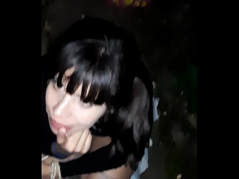 ❤️ Na ulici nabrekli penis v zameno za sladkarije ❤️❌ Porno pri nas ☑